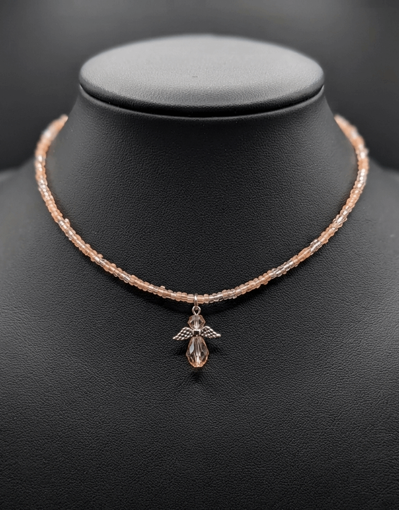 Golden Glow, Choker