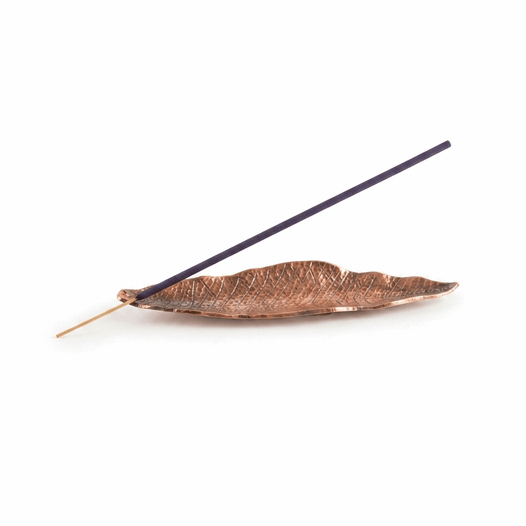 Leaf-shaped metal incense holders Small